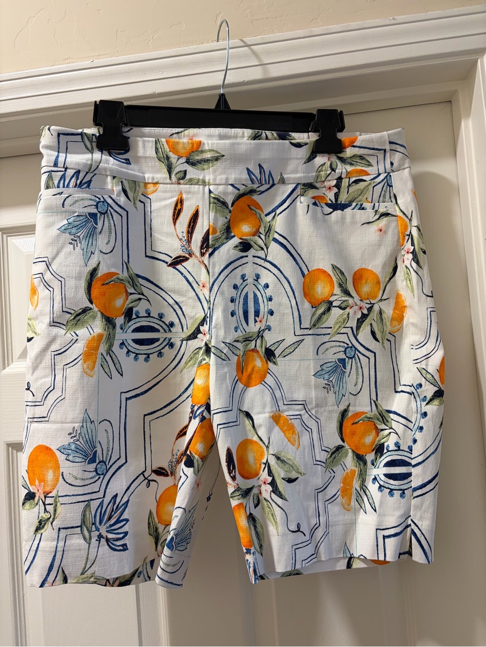 NWT Chico's So Slimming Brigitte Island Oranges Shorts Chico's 2 / L / 12